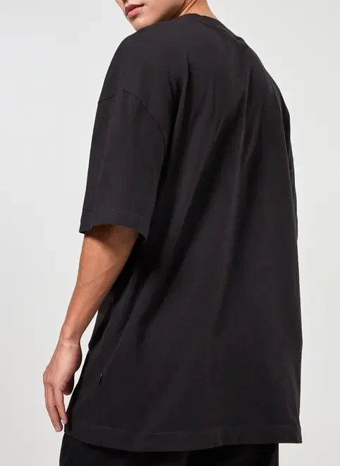 camiseta oversized preta estampa cybercore camiseta oversized preta estampa cybercore
