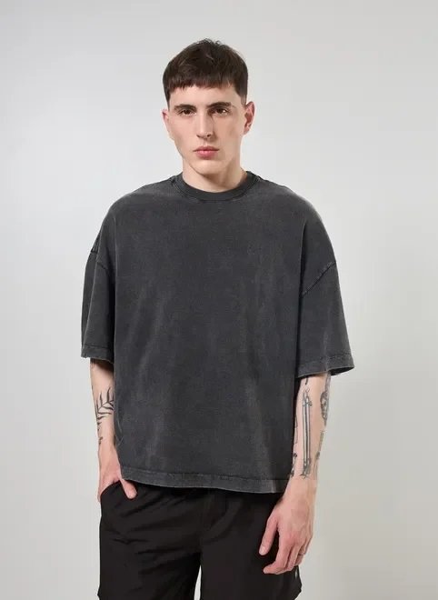 camiseta oversized cropped marmorizada camiseta oversized cropped marmorizada