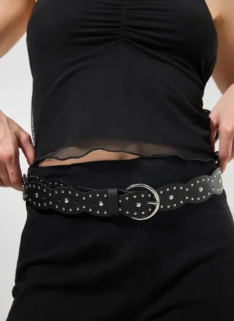 cinto preto boho em poliuretano cinto preto boho em poliuretano