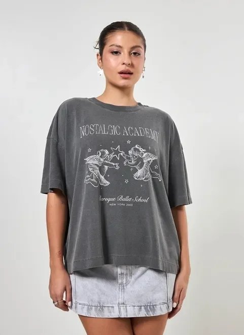 camiseta box oversized estonada anjos camiseta box oversized estonada anjos