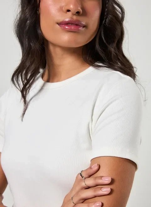 blusa manga curta em ribana blusa manga curta em ribana