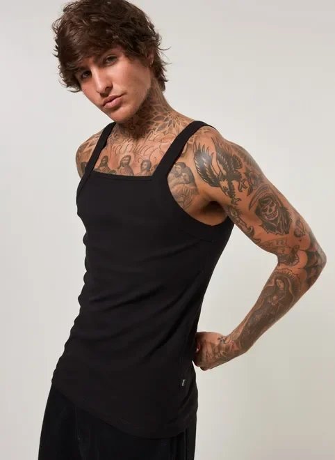 regata slim com decote quadrado regata slim com decote quadrado