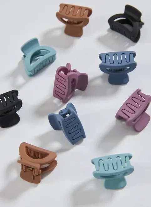 caixinha com 10 mini piranhas coloridas caixinha com 10 mini piranhas coloridas