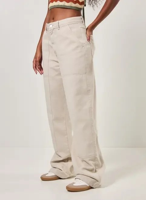 calça wide leg em sarja gelo calça wide leg em sarja gelo