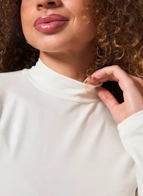 blusa manga longa com golinha alta blusa manga longa com golinha alta