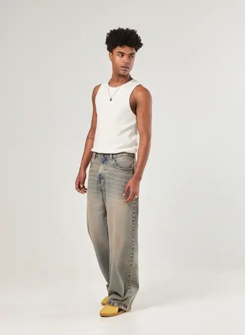 calça jeans oversized reta dirty calça jeans oversized reta dirty