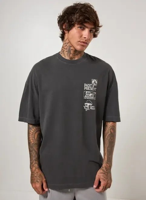 camiseta preta estonada oversized mística camiseta preta estonada oversized mística