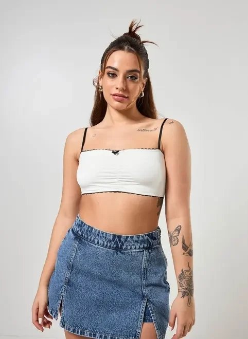 top cropped off-white com lacinho top cropped off-white com lacinho
