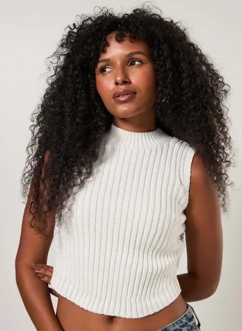 regata tricô canelado barra arredondada regata tricô canelado barra arredondada