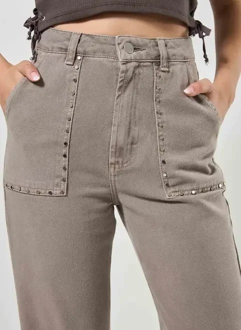 calça wide leg cinza com tachinhas calça wide leg cinza com tachinhas