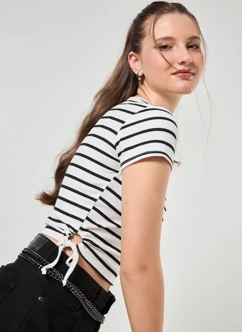 blusa listrada com amarração blusa listrada com amarração