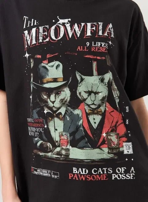 camiseta oversized preta meowfia camiseta oversized preta meowfia
