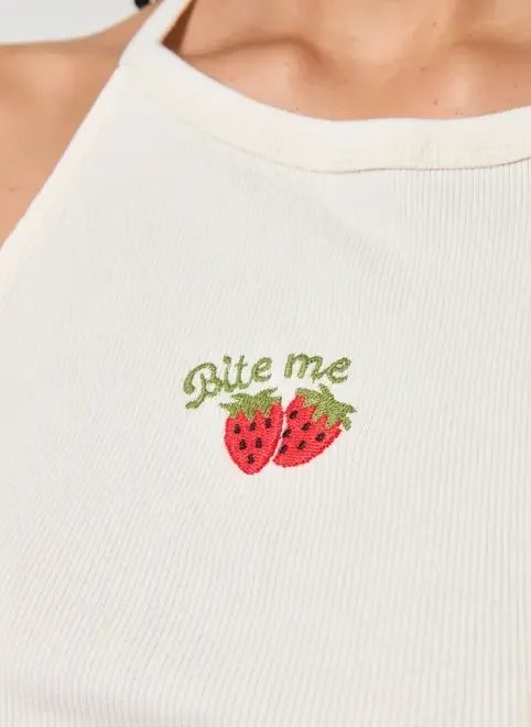 regata cropped off-white morangos regata cropped off-white morangos