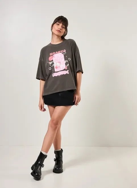 camiseta box oversized estonada hello kitty camiseta box oversized estonada hello kitty