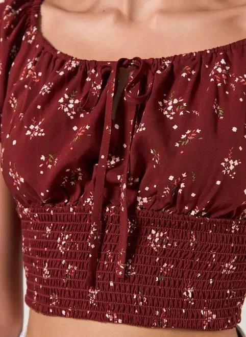 cropped lastex bordô florzinhas cropped lastex bordô florzinhas