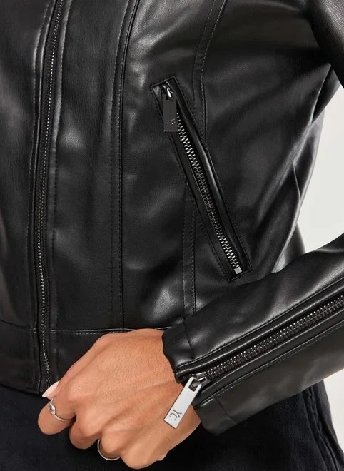 jaqueta em poliuretano preto jaqueta em poliuretano preto