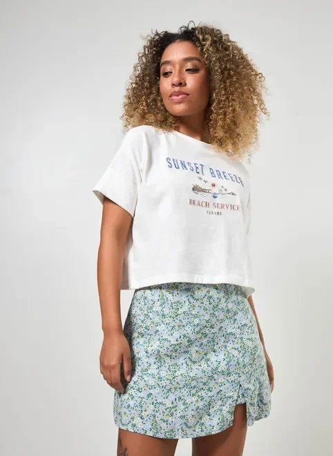 camiseta cropped off-white sunset breeze camiseta cropped off-white sunset breeze