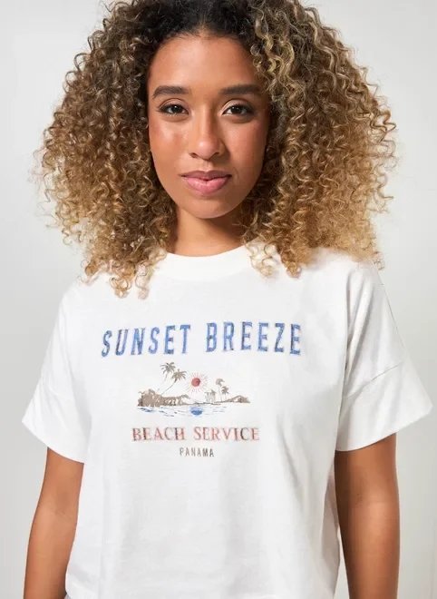 camiseta cropped off-white sunset breeze camiseta cropped off-white sunset breeze