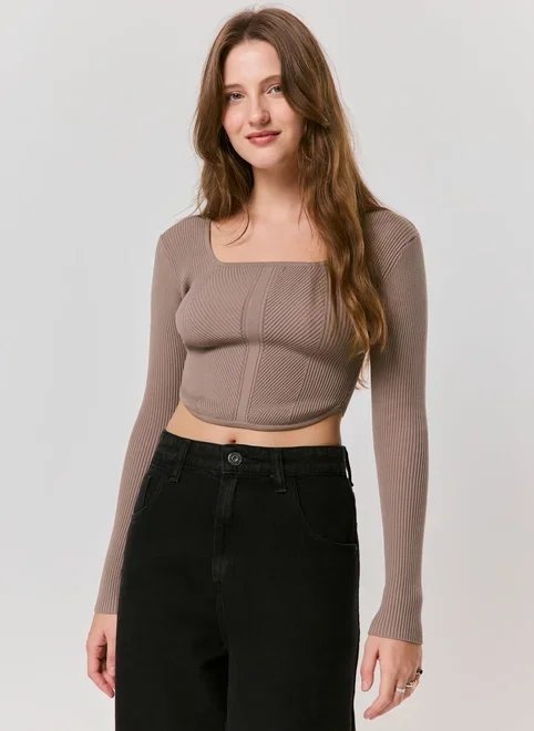 blusa manga longa corsetada em tricô blusa manga longa corsetada em tricô