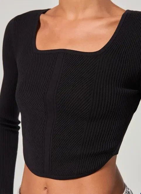 blusa manga longa corsetada retilínea preta blusa manga longa corsetada retilínea preta