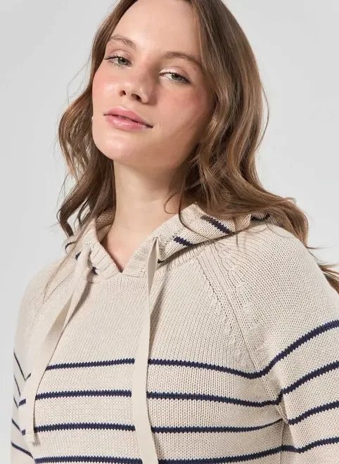 blusa tricô listrada com capuz blusa tricô listrada com capuz