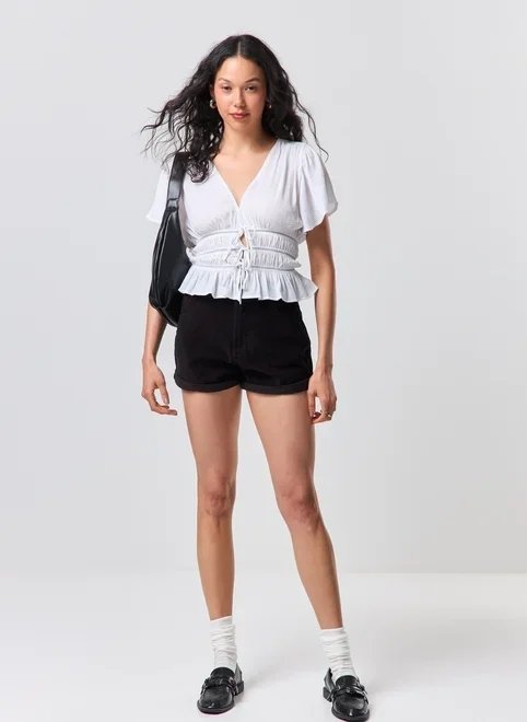 blusa branca amarração lacinhos blusa branca amarração lacinhos