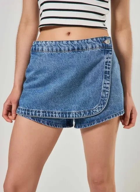 short saia jeans botão deslocado short saia jeans botão deslocado