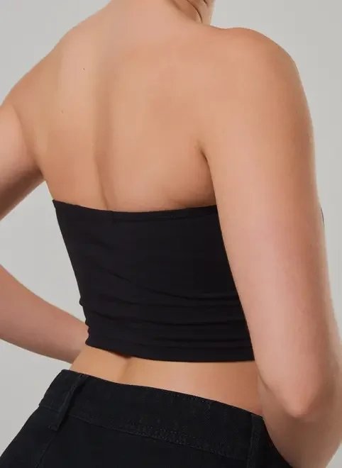 cropped estilo corselet preto renda cropped estilo corselet preto renda