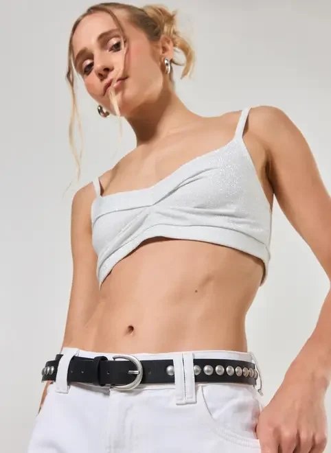 cinto preto com tachinhas redondas cinto preto com tachinhas redondas