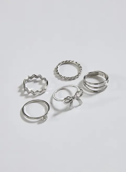 conjunto 5 anéis laço e brilho conjunto 5 anéis laço e brilho