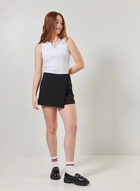 short saia alfaiataria cós assimétrico short saia alfaiataria cós assimétrico