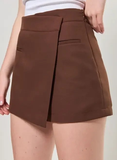 short saia alfaiataria cós assimétrico short saia alfaiataria cós assimétrico