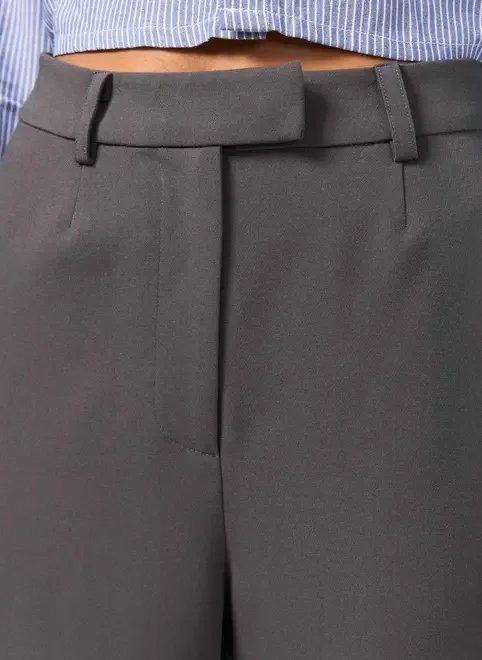 calça alfaiataria reta chumbo calça alfaiataria reta chumbo