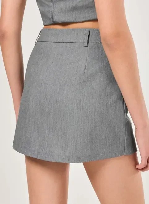 short saia alfaiataria cinza short saia alfaiataria cinza