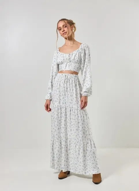 cropped manga longa flores azuis cropped manga longa flores azuis