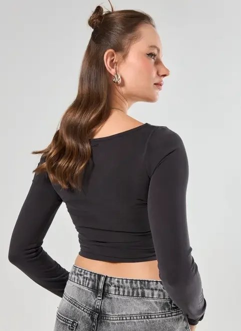 blusa manga longa decote canoa blusa manga longa decote canoa