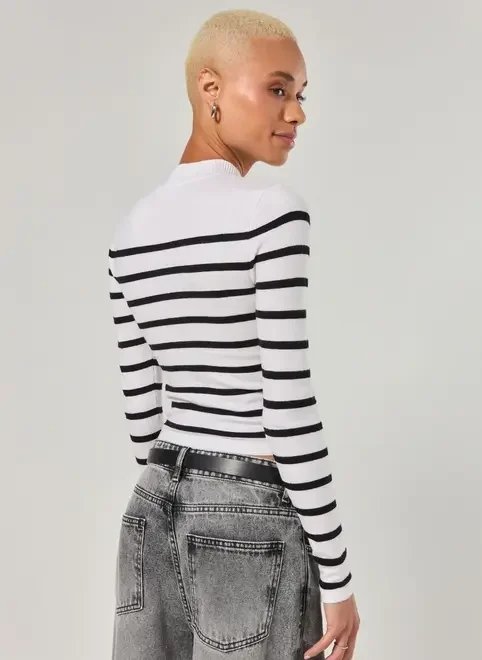 blusa malha retilínea manga longa blusa malha retilínea manga longa