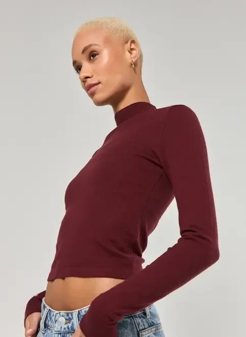 blusa malha retilínea manga longa blusa malha retilínea manga longa