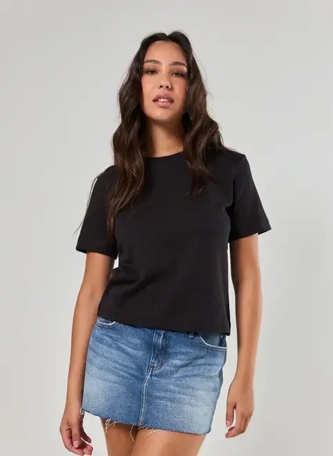 camiseta básica manga curta camiseta básica manga curta