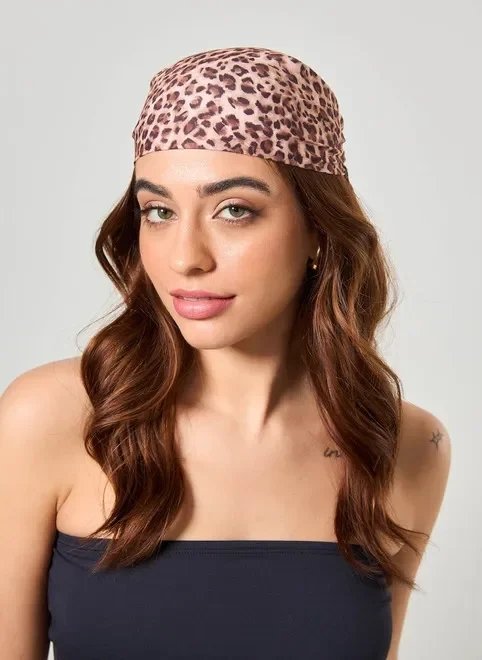 lenço estampado oncinha lenço estampado oncinha