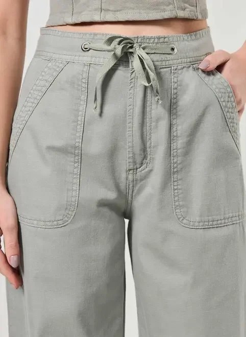 calça sarja wide leg amarração cintura calça sarja wide leg amarração cintura