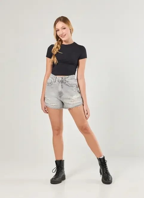 short jeans cinza desfiado short jeans cinza desfiado