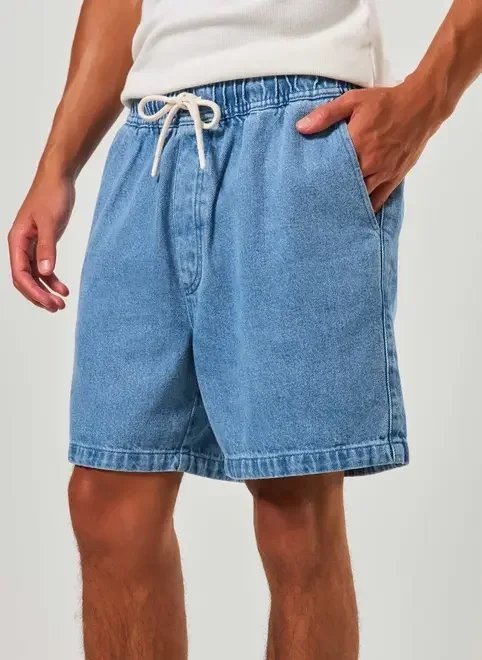 bermuda jeans com elástico e cadarço bermuda jeans com elástico e cadarço