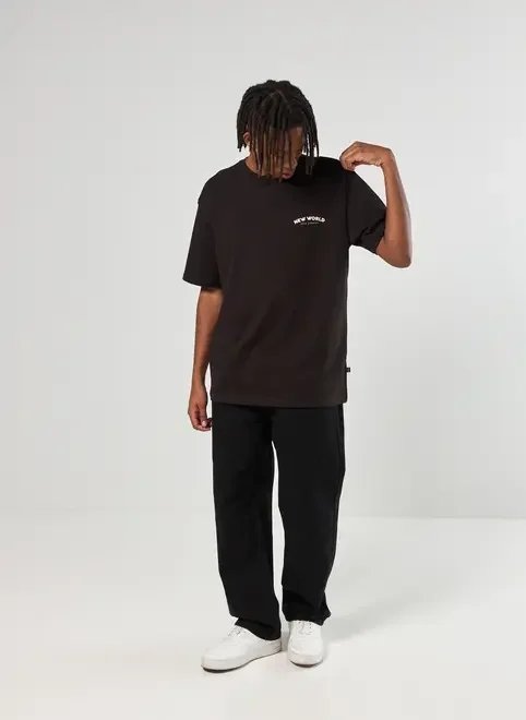 camiseta comfort preta new world camiseta comfort preta new world