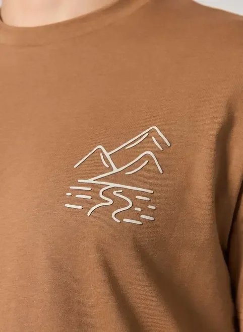 camiseta regular marrom mountain camiseta regular marrom mountain