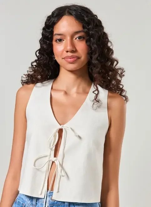 blusa de linho com amarração blusa de linho com amarração