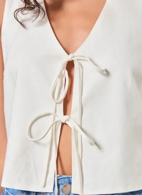 blusa de linho com amarração blusa de linho com amarração