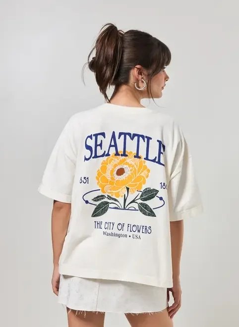 camiseta box oversized seattle flowers camiseta box oversized seattle flowers
