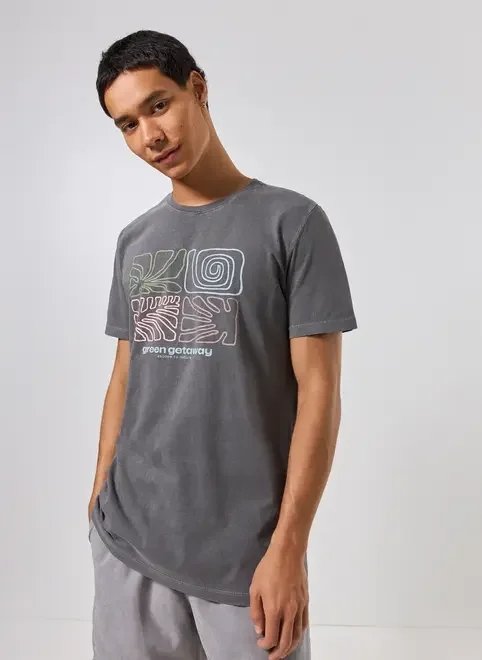 camiseta regular preta estonada nature camiseta regular preta estonada nature