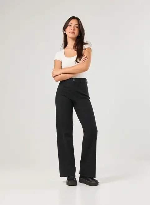 calça sarja wide leg com elastano calça sarja wide leg com elastano